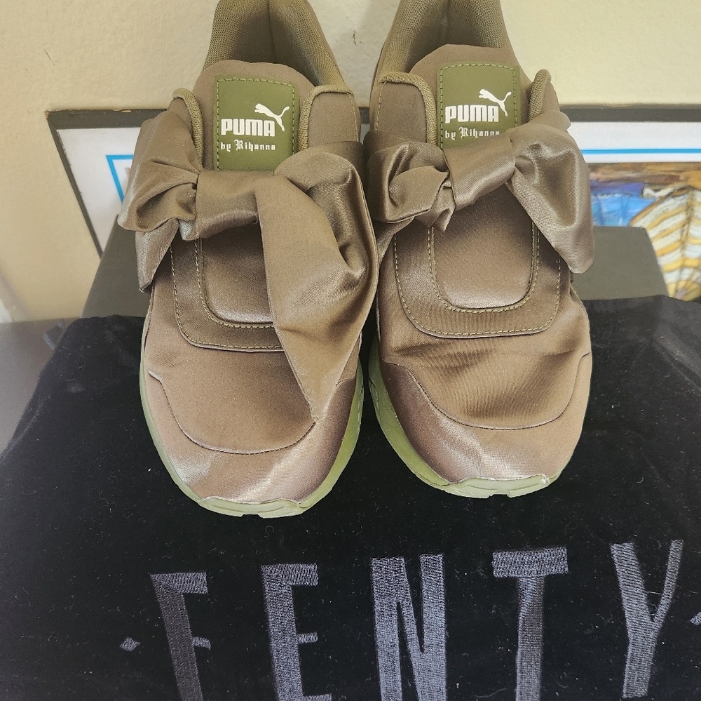 Puma Fenty by Rihanna Bow Sneaker Olive Green